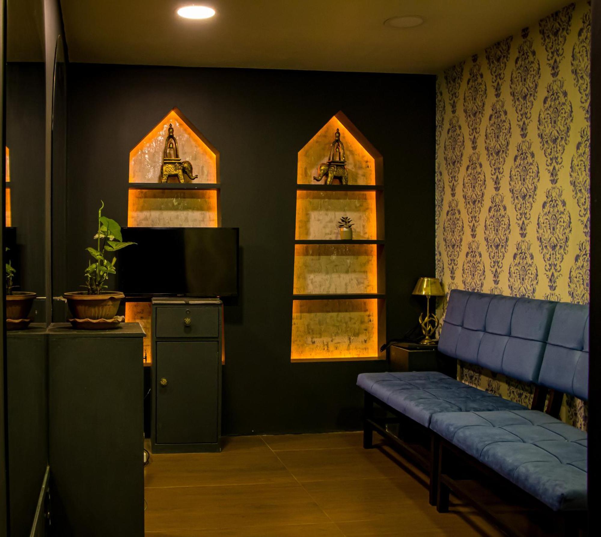 Vannasut Hotel And Spa Kathmandu Bagian luar foto